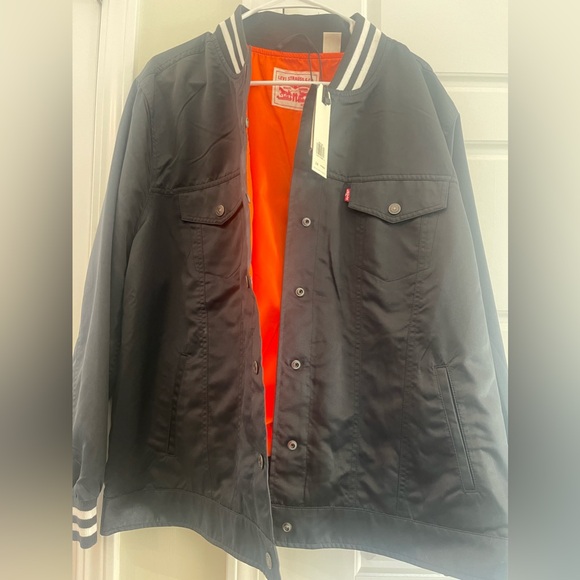 LEVI’S VARSITY TRUCKER JACKET (PLUS SIZE) - Picture 3 of 4